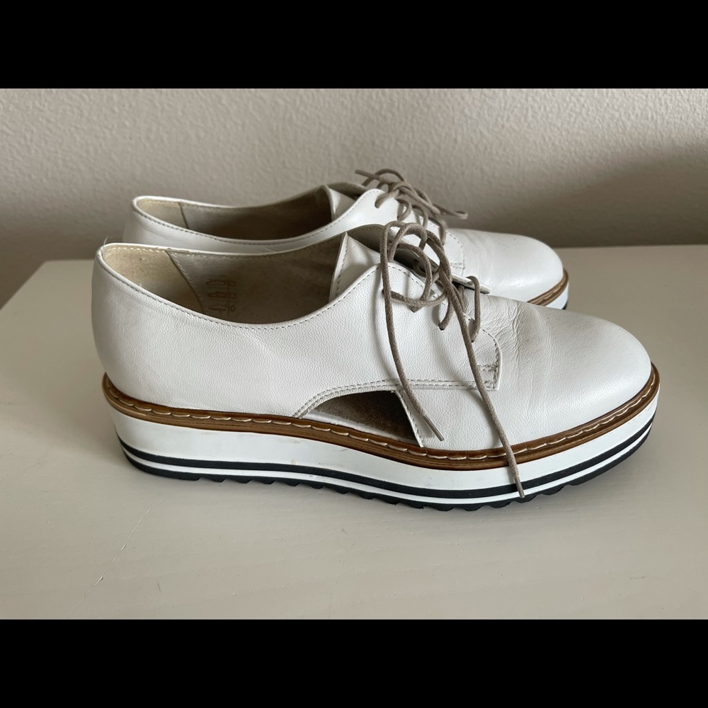 Summit leather shoes